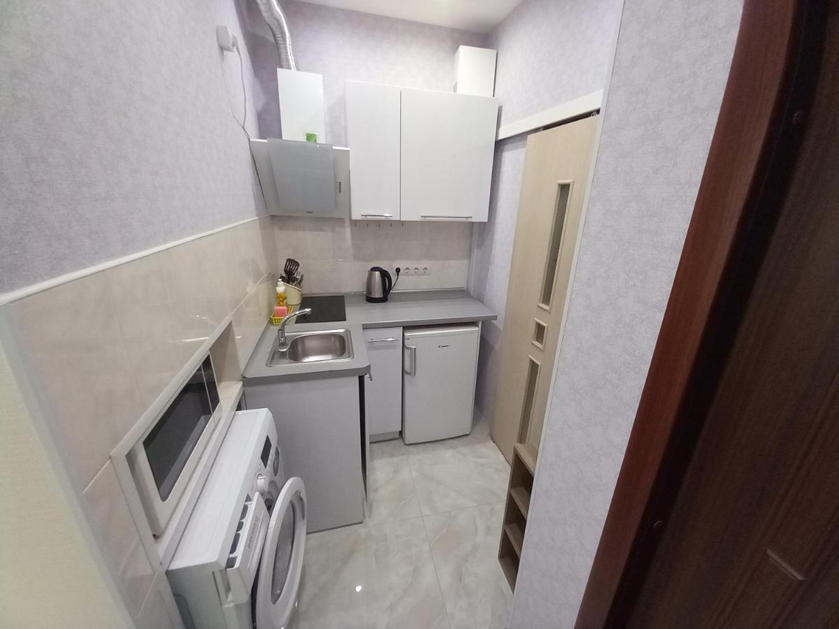 Smart Apartments Drahomanova 2А Kiev Buitenkant foto