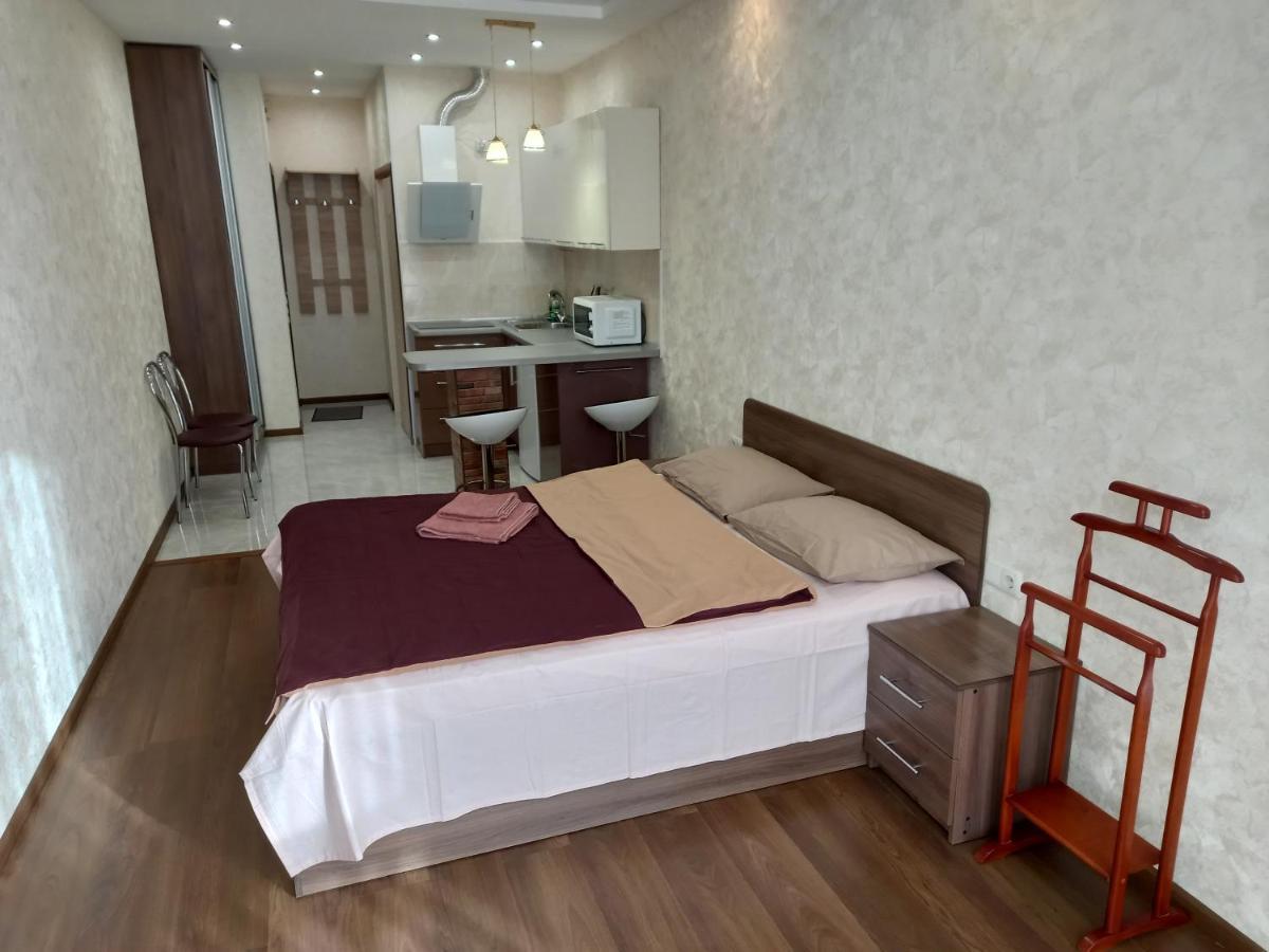 Smart Apartments Drahomanova 2А Kiev Buitenkant foto