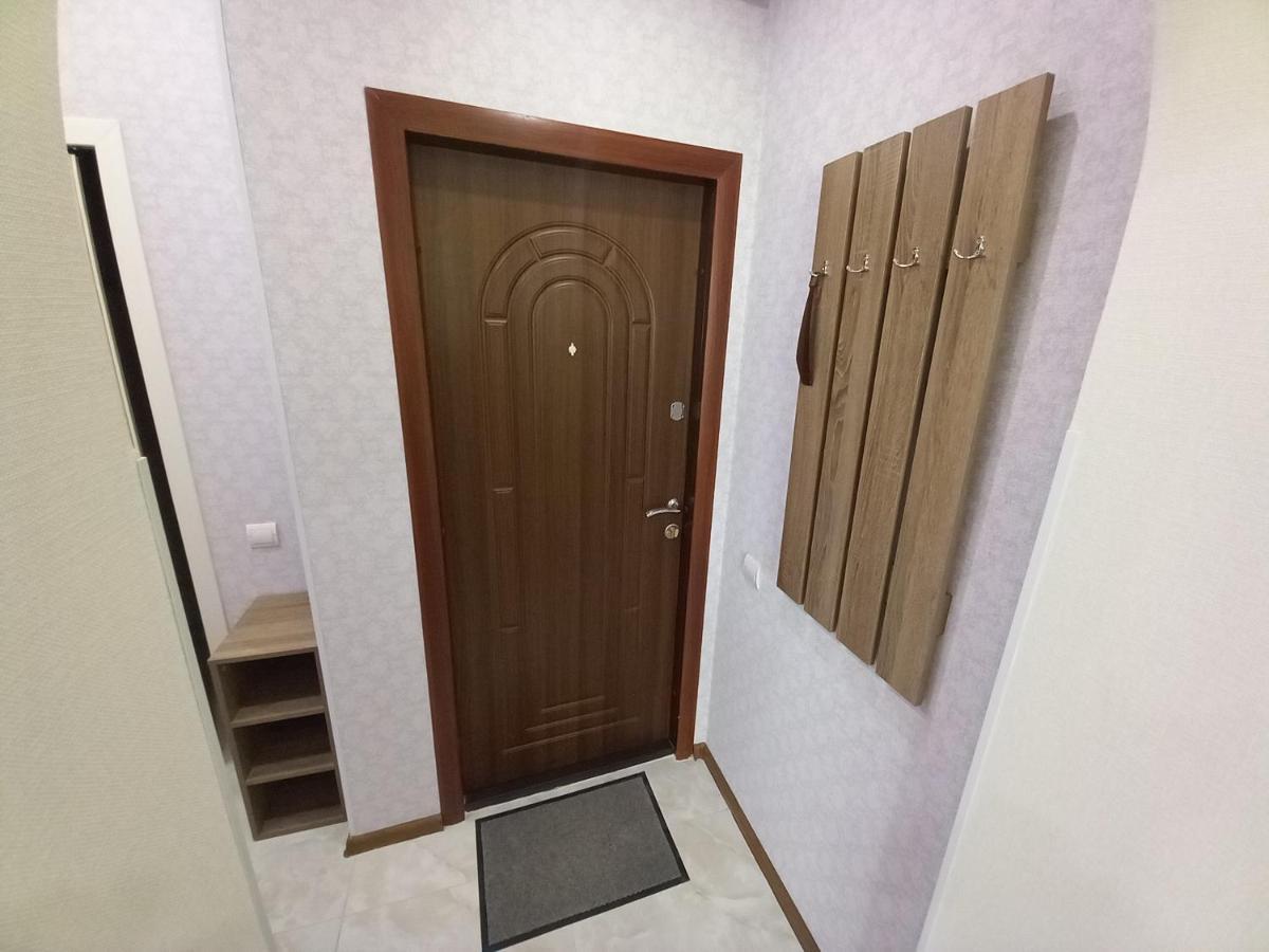 Smart Apartments Drahomanova 2А Kiev Buitenkant foto