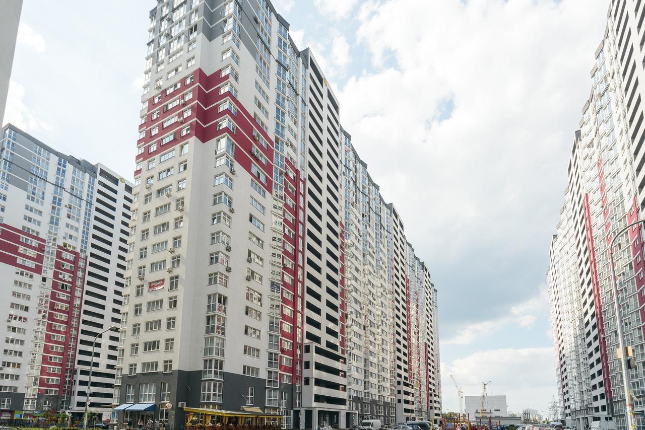 Smart Apartments Drahomanova 2А Kiev Buitenkant foto